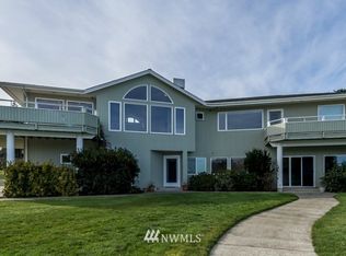 1583 N Balda Rd, Oak Harbor, WA 98277