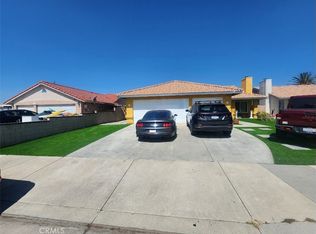 9062 Amaryllis Ct, Fontana, CA 92335