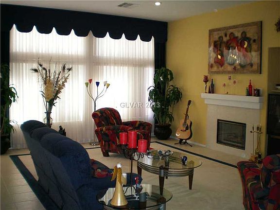 3rd image of 285 Casoria Ave