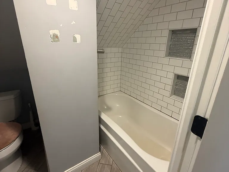 211 Bradford Ave — Photo 15