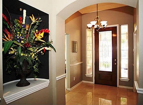 3rd image of 9121 Doral Ct