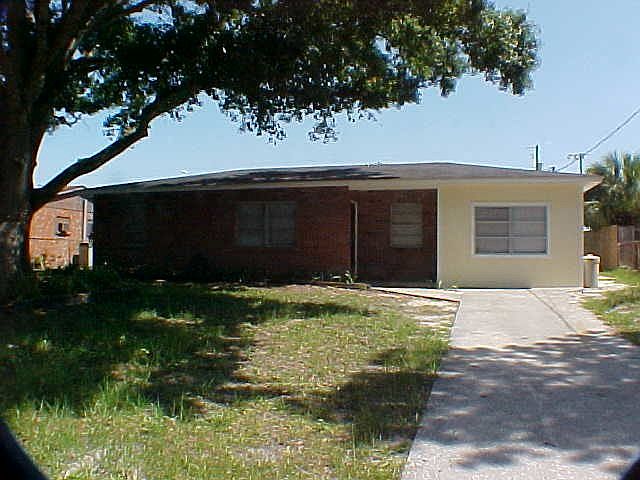 1st image of 8012 Downing Cir