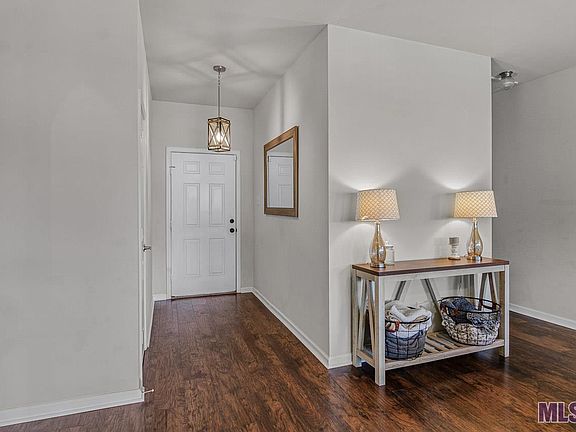 4th image of 22799 Atchafalaya Ave