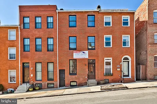 226 S Washington St Photo 1