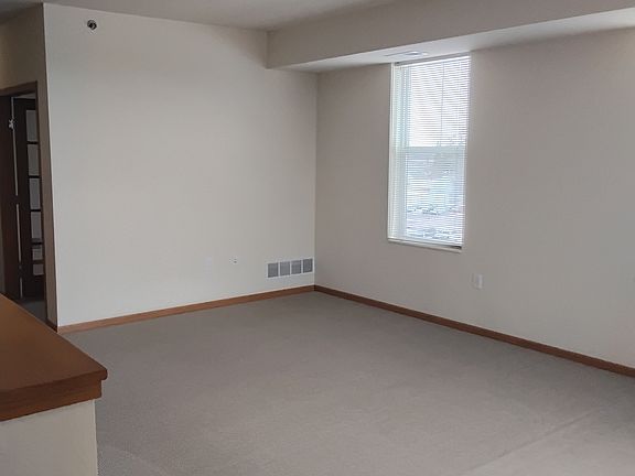 4th image of 114 Reform St N #409