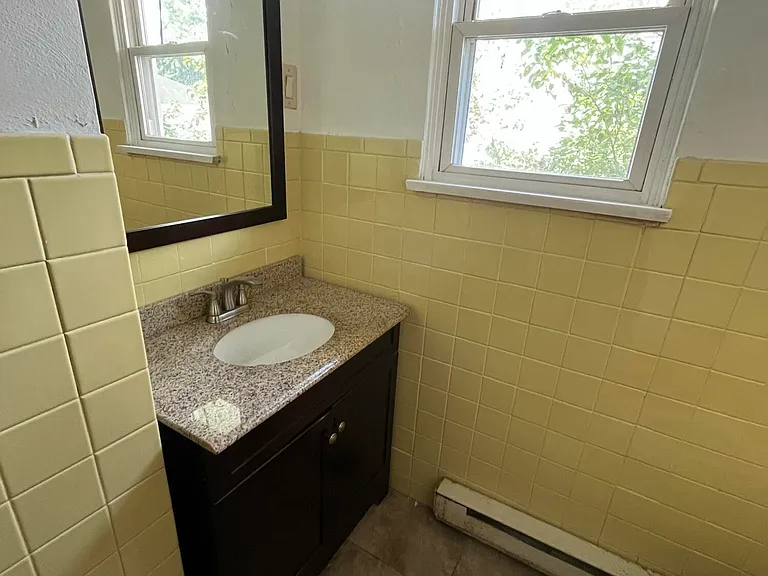 612 Oak St #2 — Photo 10
