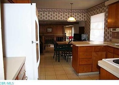 5th image of 6063 Chinaberry Dr