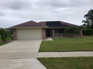 527 Bayberry Lakes Blvd, Daytona Beach, FL 32124