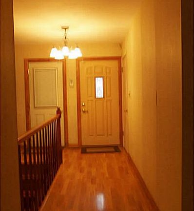 2nd image of 2712 W Twickingham Dr
