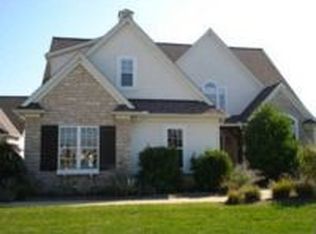 629 Eaton Dr, Aurora, OH 44202