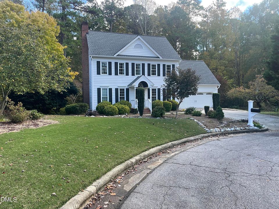 1st image of 137 Huntsmoor Ln