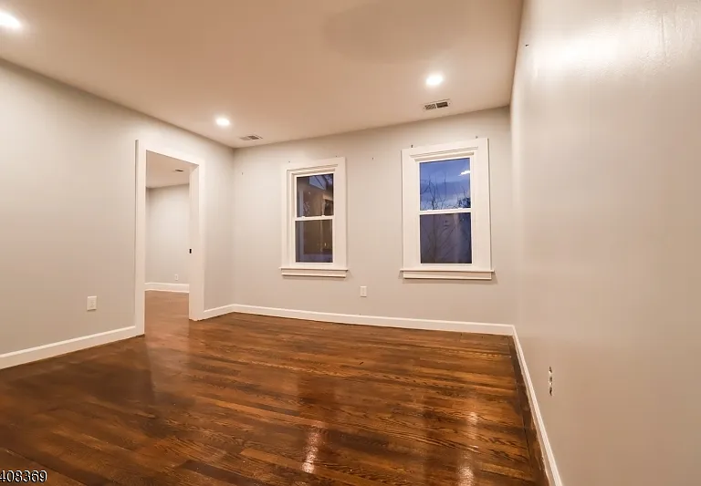 655 E Passaic Ave #2 — Photo 4