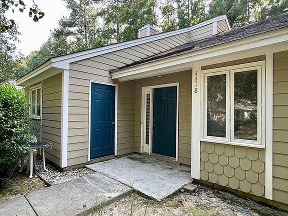 2nd image of 4318 Pin Oak Dr