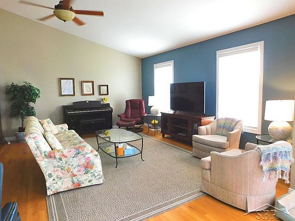 5th image of 3540 Deibel Dr