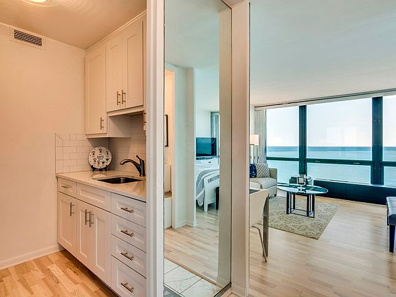 2nd image of 900 N Lake Shore Dr APT 914