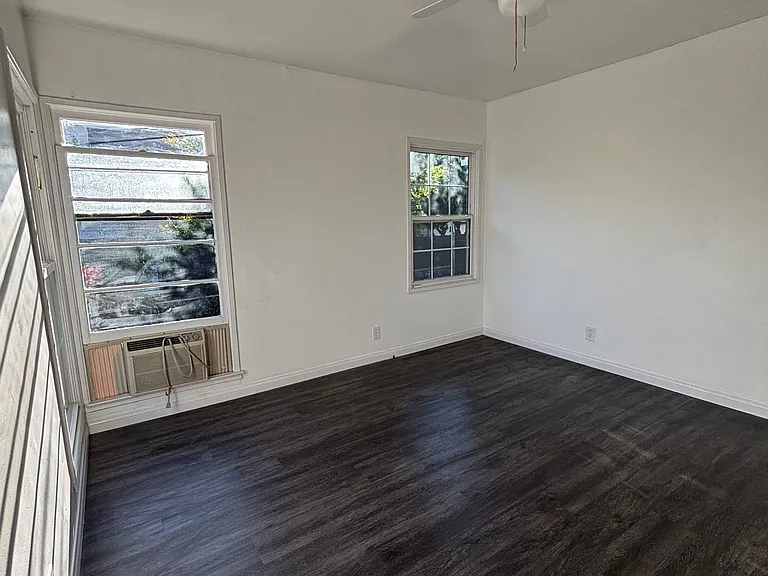 5609 Meridian St — Photo 10