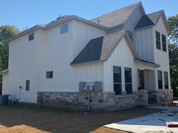 549 Augustus St, Trenton, TX 75490