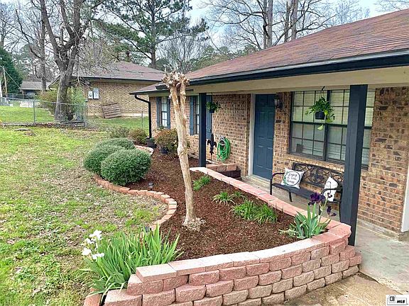 2nd image of 105 Hardwood Dr