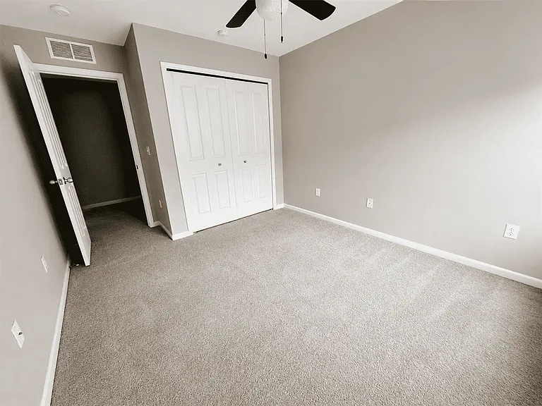 47599 Pembroke Dr — Photo 18