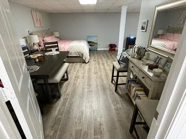195 N Etowah Dr #B — Photo 7