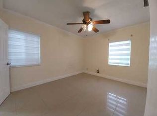 1071 W 66th St #1, Hialeah, FL 33012