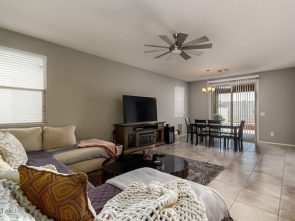 3rd image of 11464 W Foxfire Dr