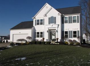 604 Lipke Ct, Medina, OH