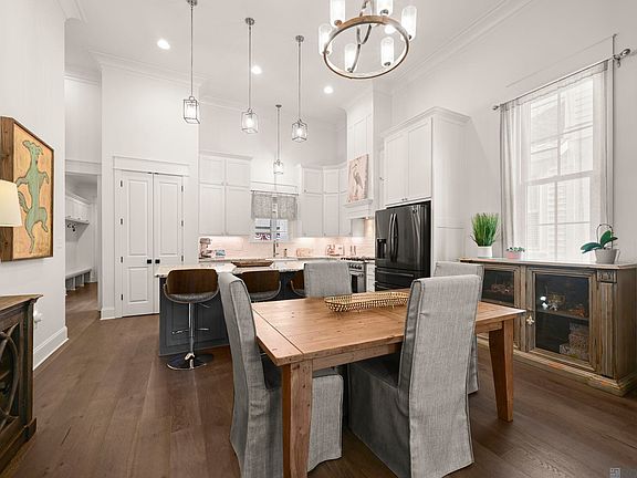 4th image of 2843 Pointe Marie Dr
