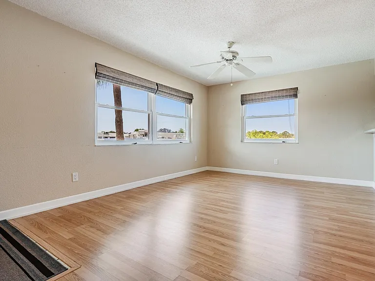 2525 W Bay Dr #B44 — Photo 12