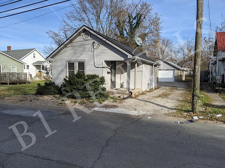 311 S Obrien St — Photo 1
