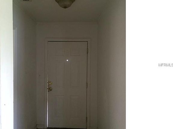 2nd image of 455 Avenue I SE