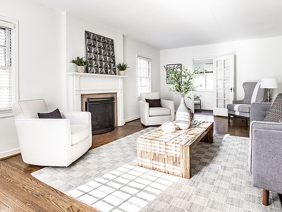 4th image of 5018 N Capitol Ave