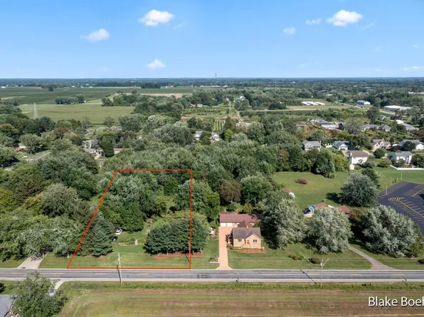5523 Washington Ave, Saint Joseph, MI 49085