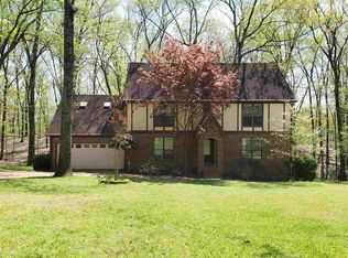 8405 Bon Lin Dr, Bartlett, TN 38133