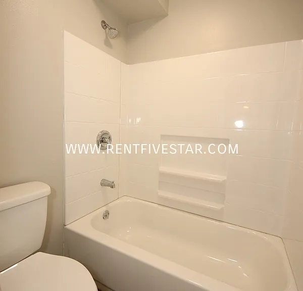 809 S 4th Ave #6 — Photo 8
