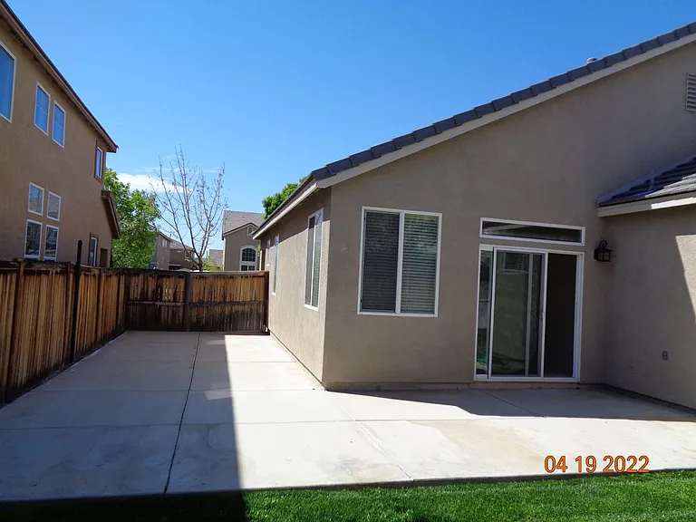 3131 Perdot Ave — Photo 25