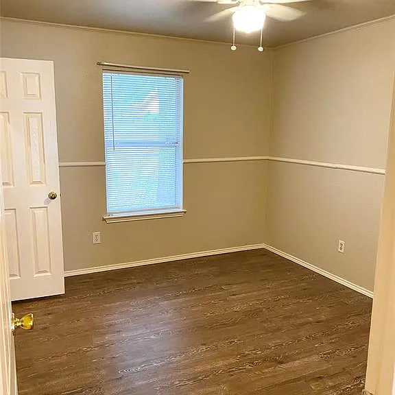 1202 Stone Creek Dr — Photo 32