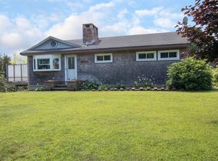 1 Clearwater Dr, Plymouth, MA 02360