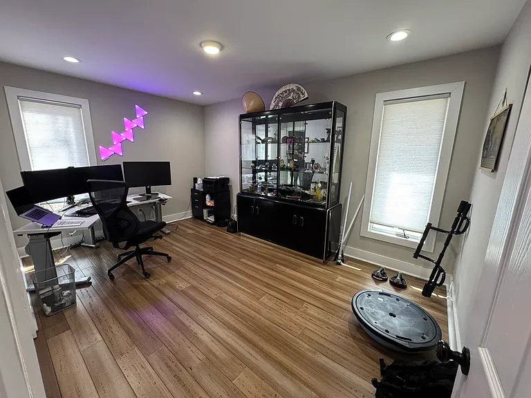 office or bedroom 2