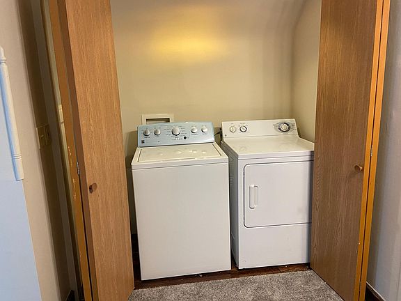 5th image of 250 Hosea Ave #2