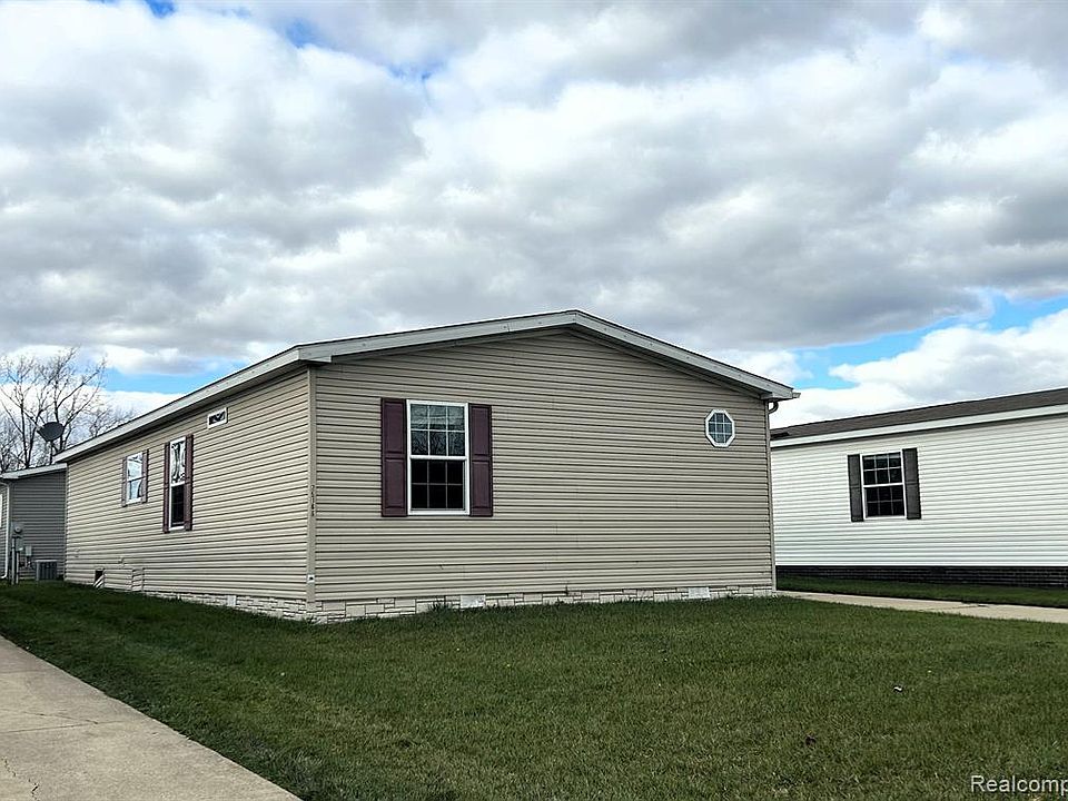 29466 Vinewood Ln, Rockwood, MI 48173 MLS 20230093943 Zillow