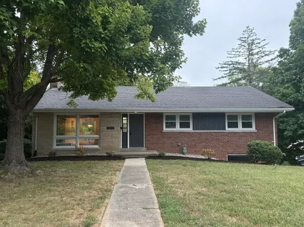 917 Holly Springs Dr, Lexington, KY 40504