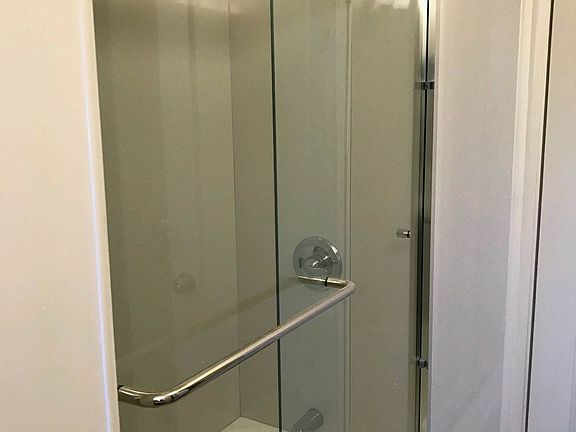 3rd image of 2616 T St APT 5