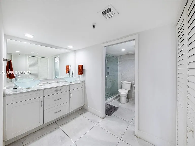 520 Brickell Key Dr #A710 — Photo 10