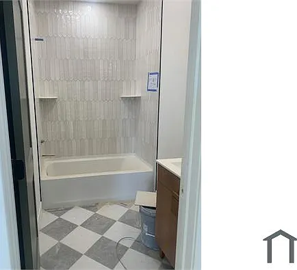 3001 Ridge Ave #3 — Photo 4