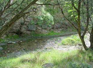 129 N Lonesome Dove Ln, Kerrville, TX 78028