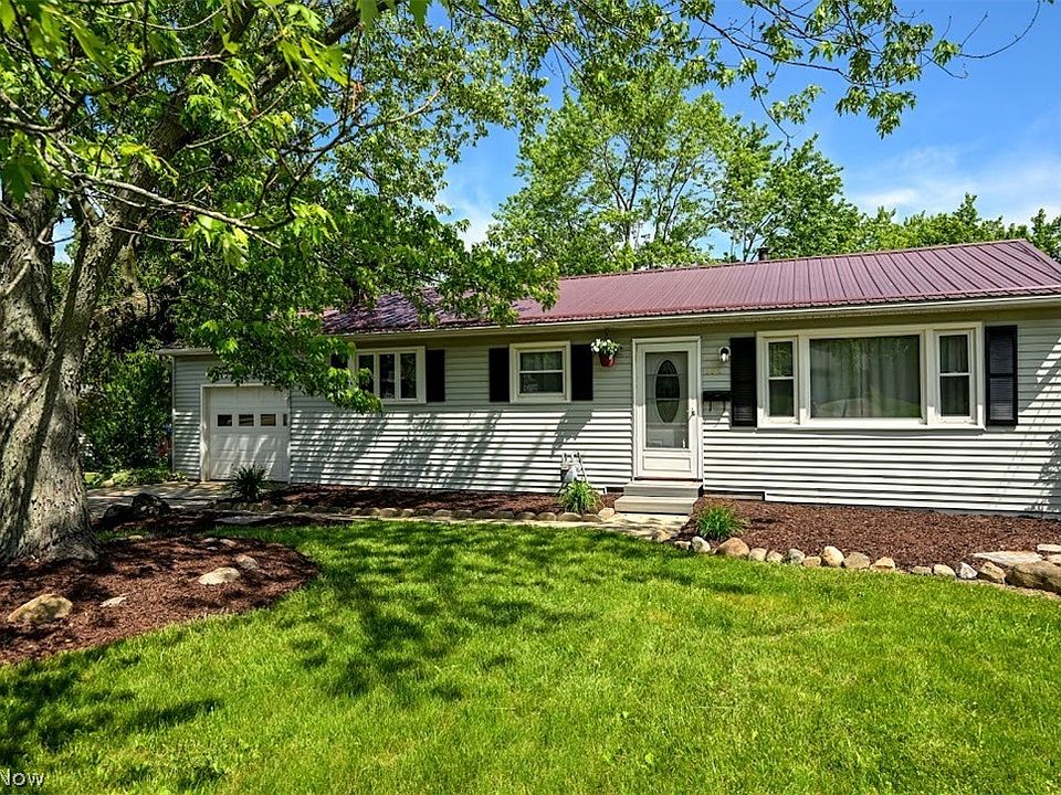 1st image of 225 Highland Dr