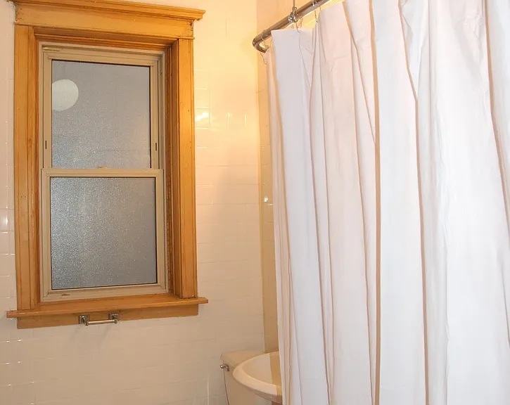 2920 N. Burling — Photo 16