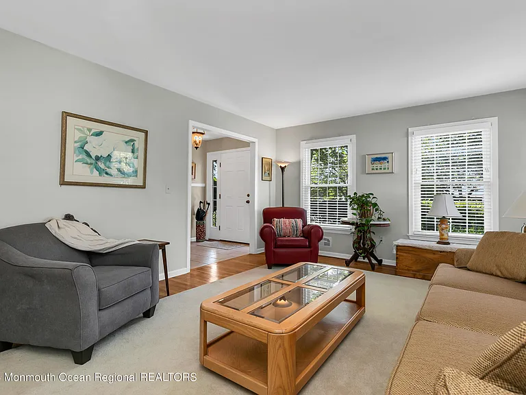 203 Washington Blvd — Photo 15