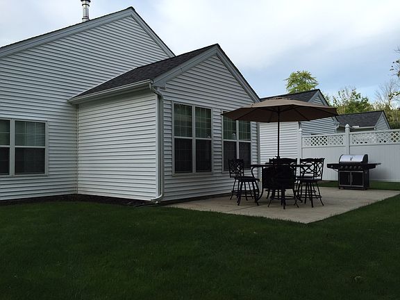 3rd image of 10508 Crossings Dr